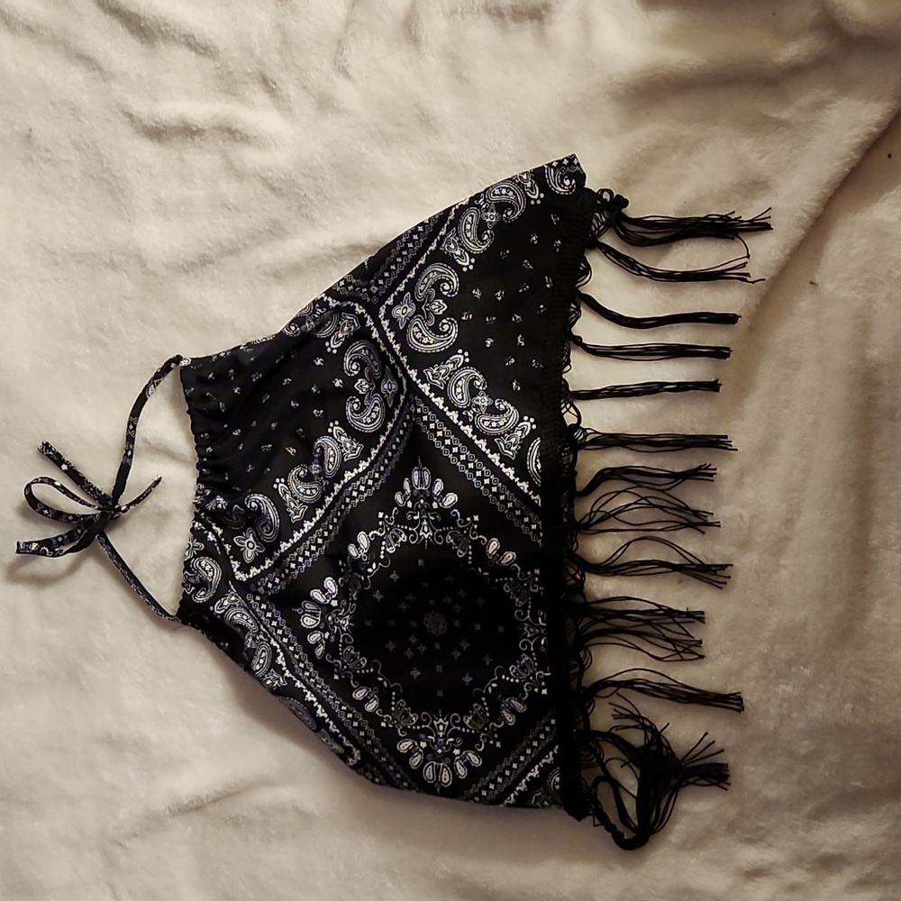 Halter crop top